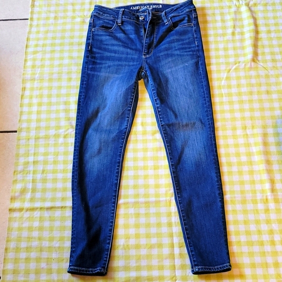 American Eagle Outfitters Denim - AMERICAN EAGLE Super Rise Jegging
4 short